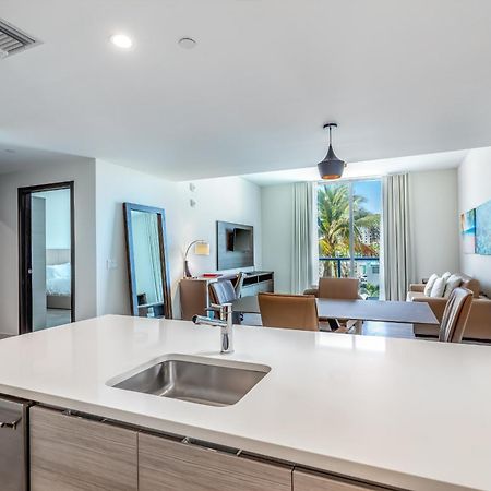 Stylish Private Beach Condo In Hollywood Fl, 3Min Walk To Hollywood Beach Exterior photo